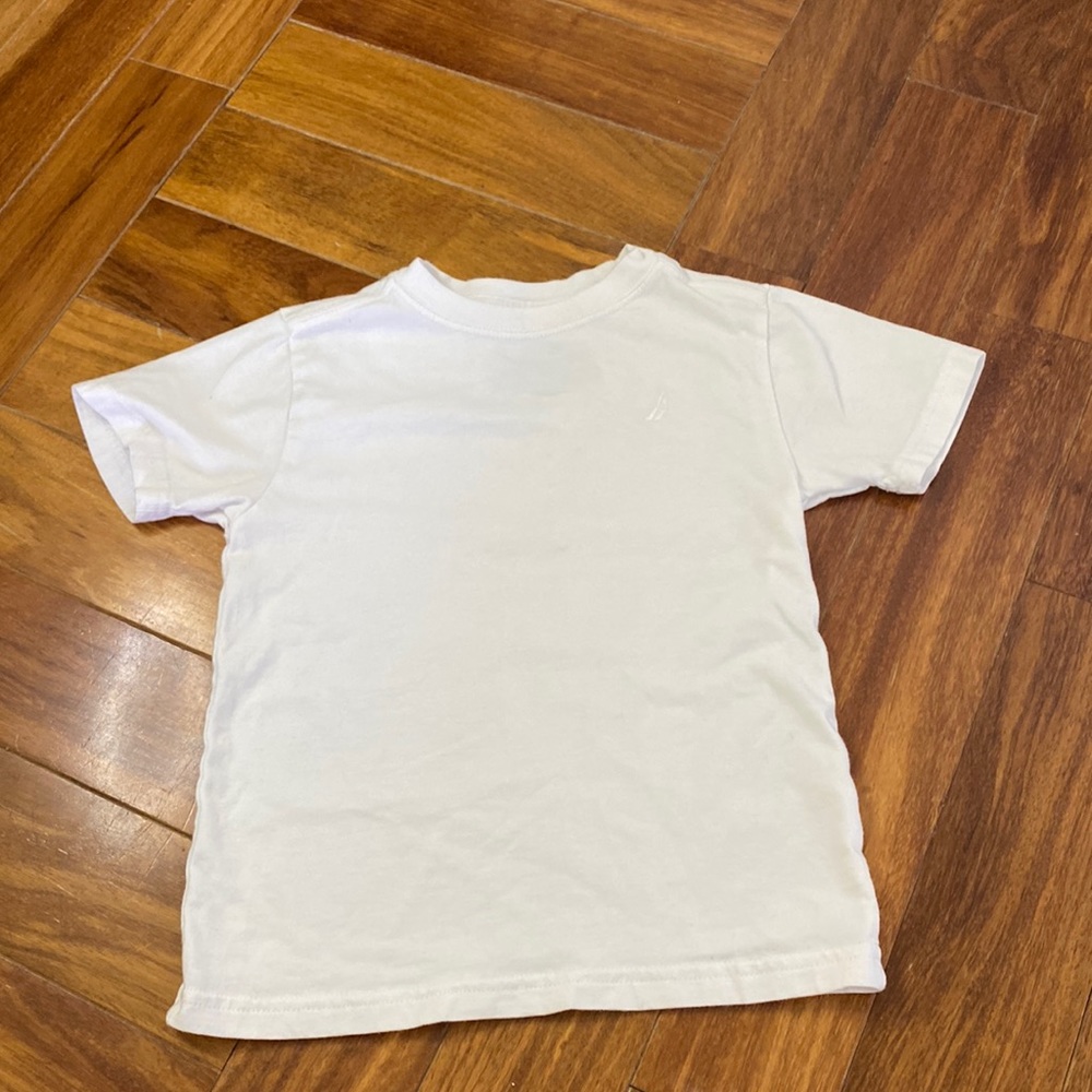 Boys Nautica white t-shirt